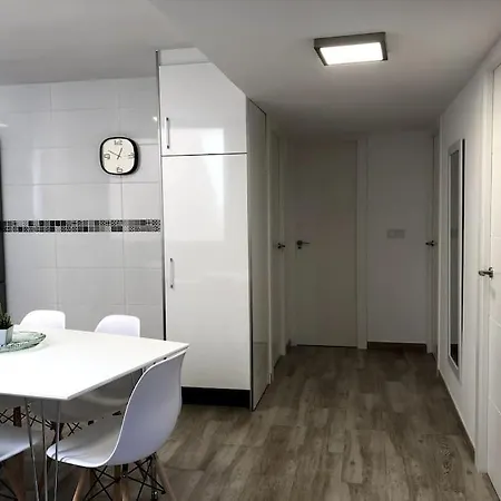 Apartment Piso A 6min De La Playa. Mejor Relacion Calidad Precio *